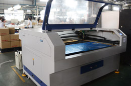 鐳射雕刻機